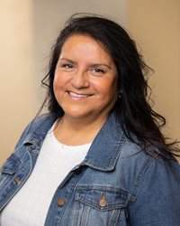 Geneva Ayers, headshot